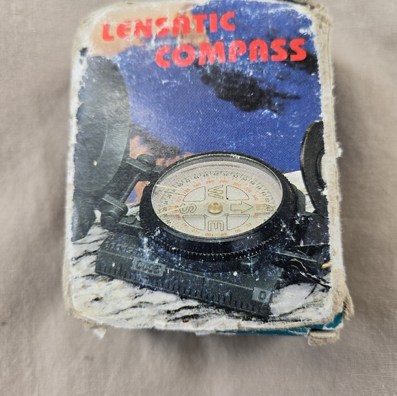 Lensatic Engineer Compass - Picture 7 of 11